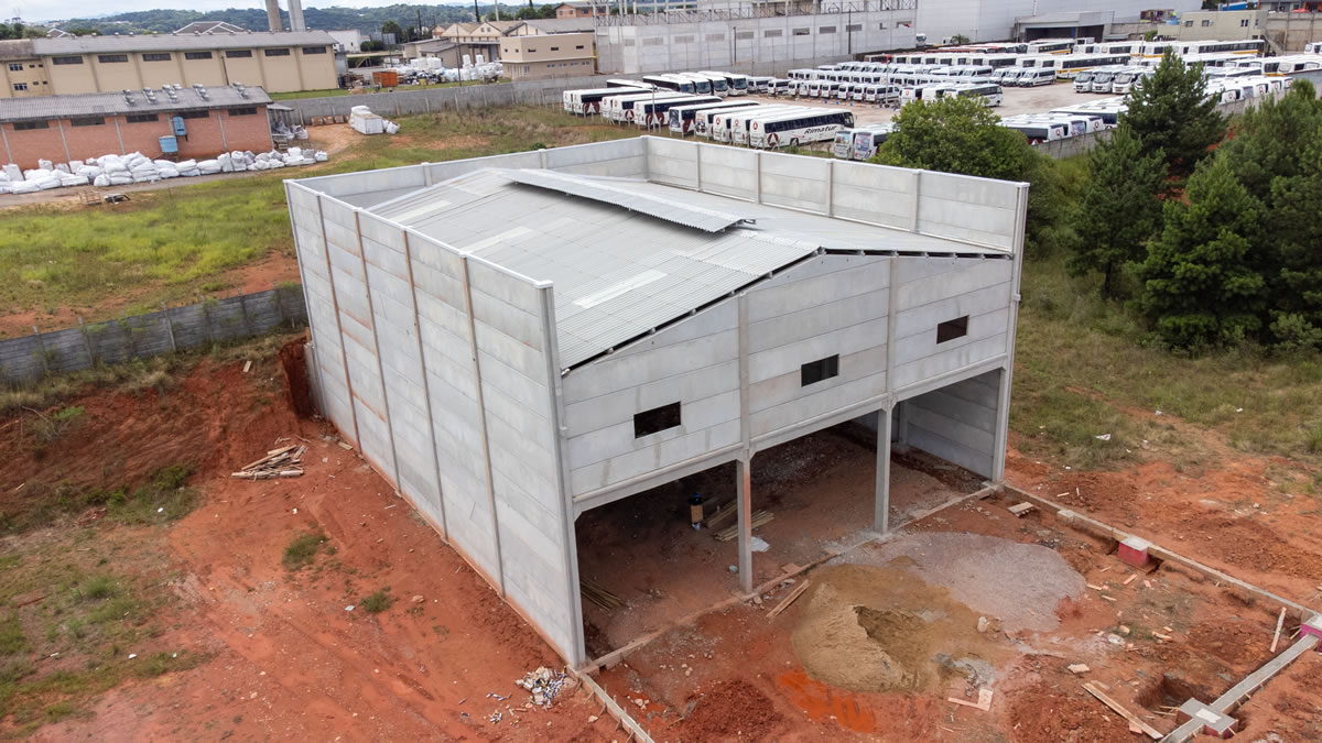Galpão pré-fabricado de concreto em Fazenda Rio Grande